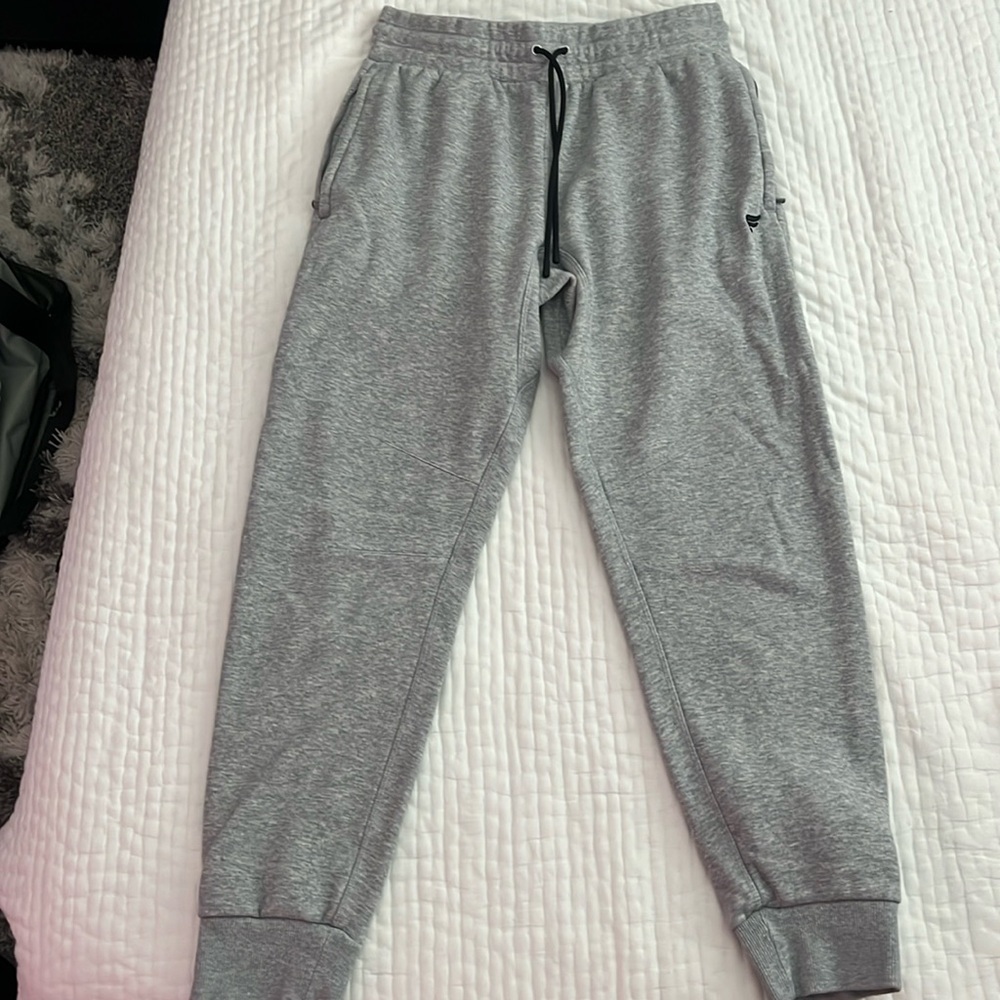 Fabletics year round terry jogger (sweatpant) 29in regular (M)
